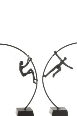 J-LINE 2 Figuren hangend klimmende beelden decoratie