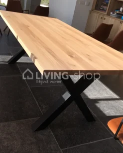 Castle-Line Eiken tafel met X poten zwart metaal L220 Castle line flex