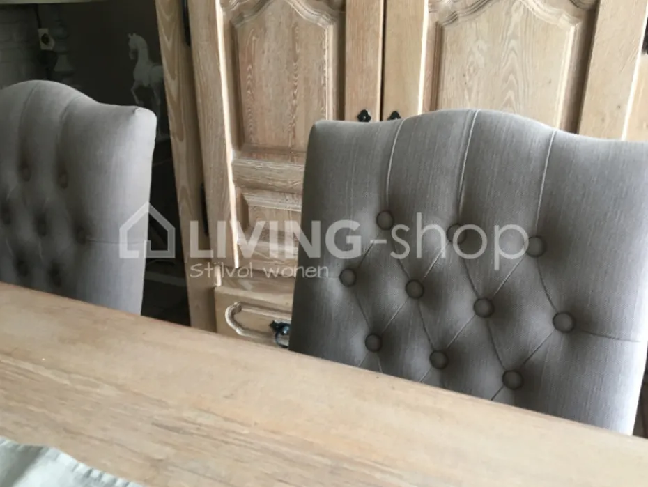 TIMELESS LIVING Taupe landelijke eetkamerstoel met knopen