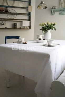 Jeanne d'Arc Living Wit tafelkleed - Luxe tafellinnen